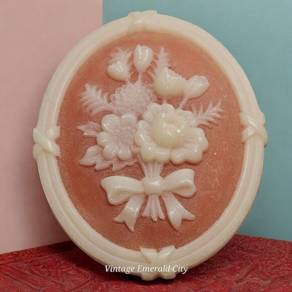 Raised Bouquet Flowers Brooch Framed Cameo Oval Shaped Vtg Floral Pin Revival - Picture 2 of 7